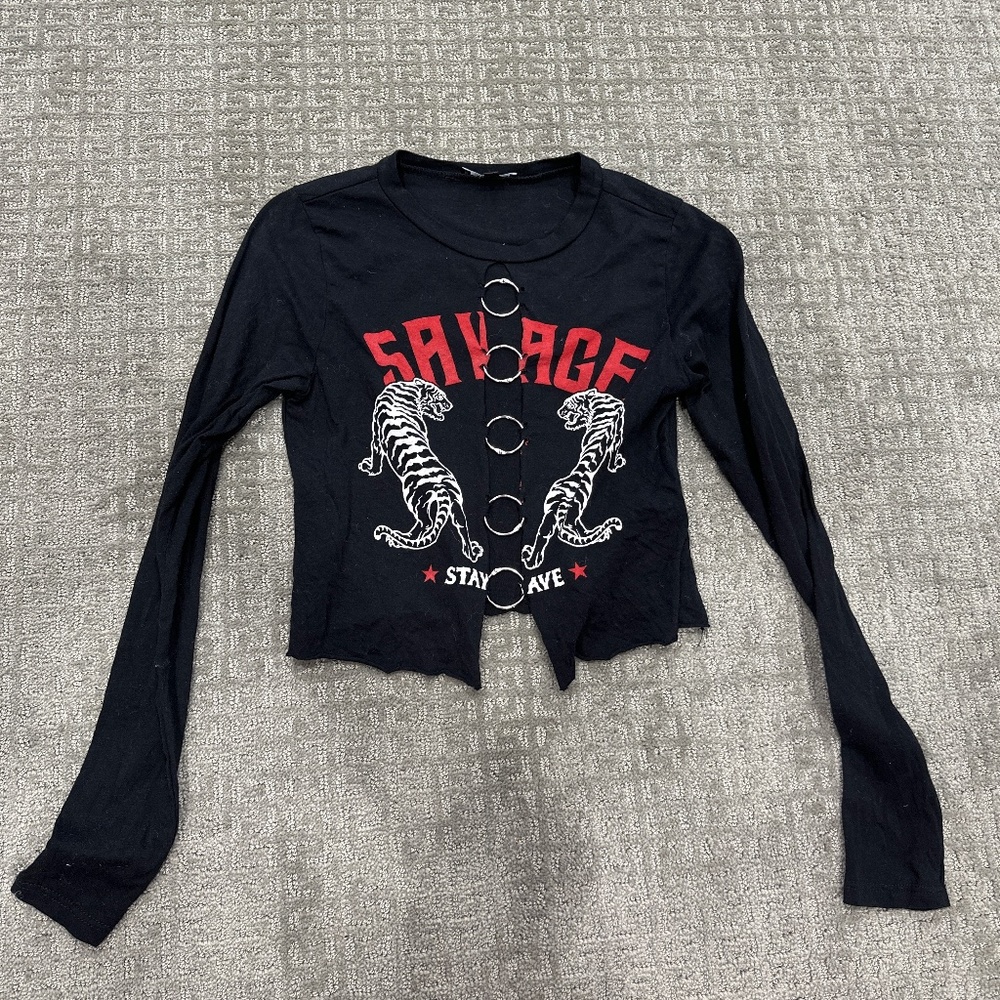Cleavage opening long sleeve shirt